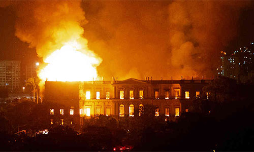 Un incendio destruye el Museo Nacional de Brasil